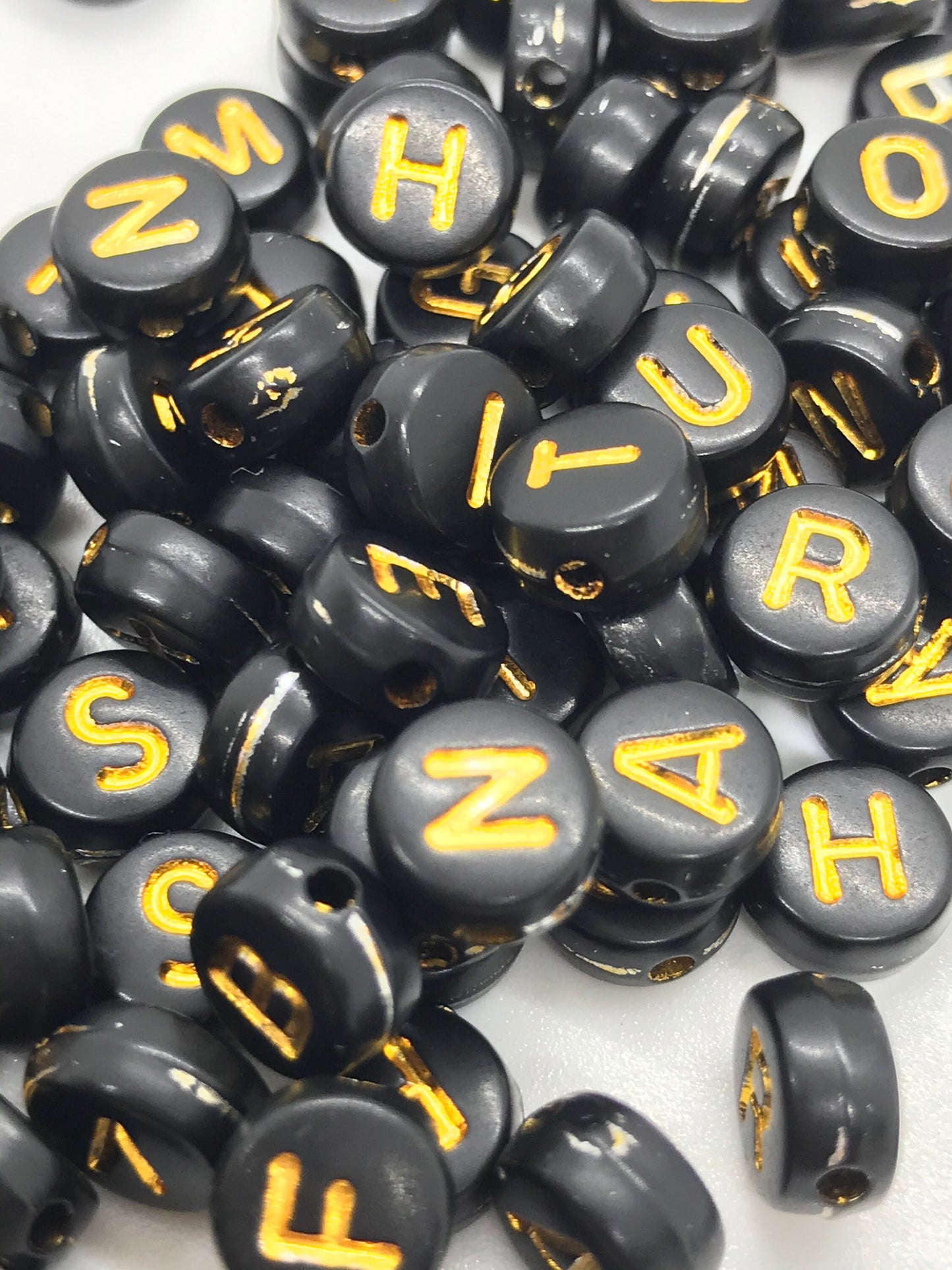 Black & Gold Alphabet Beads 7mm, Name beads, Letter A-Z Round Beads 7mm