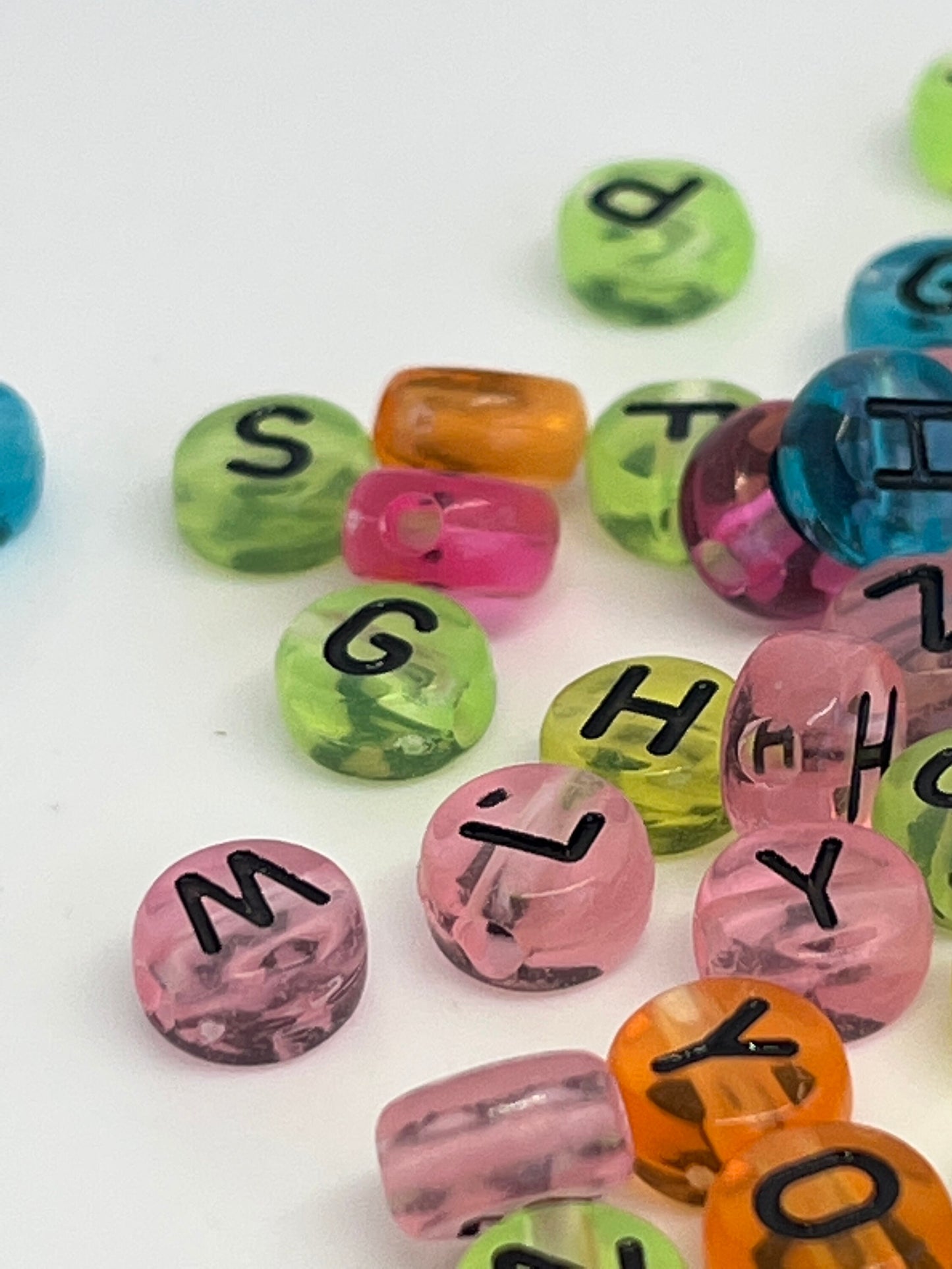 400 Assorted 7mm Alphabet Letter Beads, Purple Yellow Green Orange Pink Blue