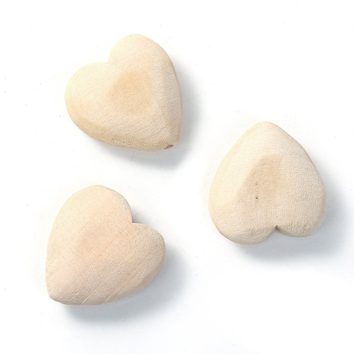 5 Wooden Heart Beads 27mm x 26mm, 326